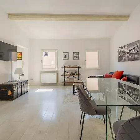 Lion 32 Φλωρεντία